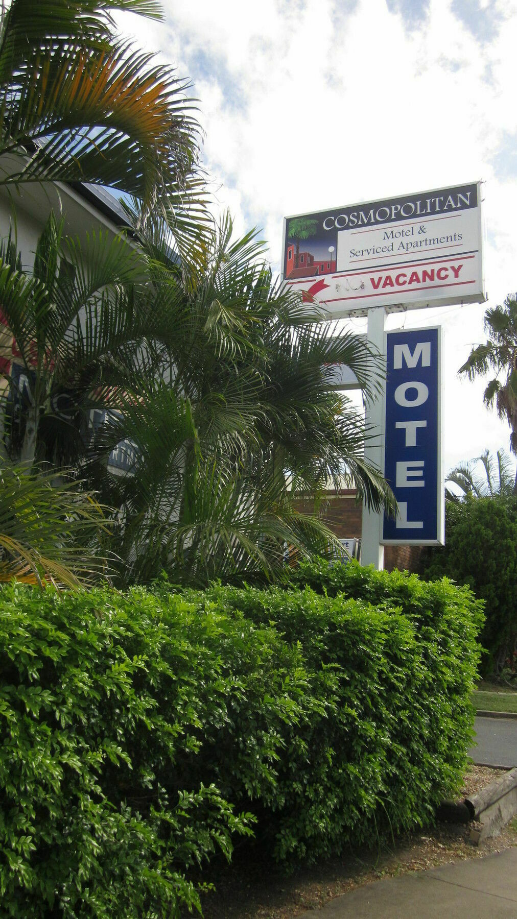 Cosmopolitan Motel & Serviced Apartments Rockhampton Exterior foto